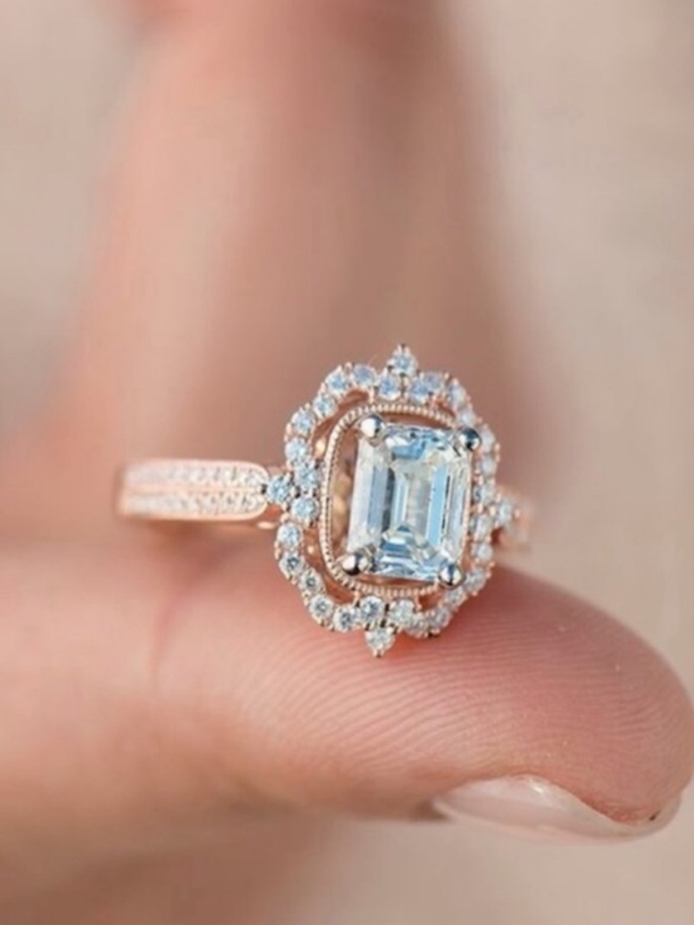 Rose gold ring - Picture 4 of 4